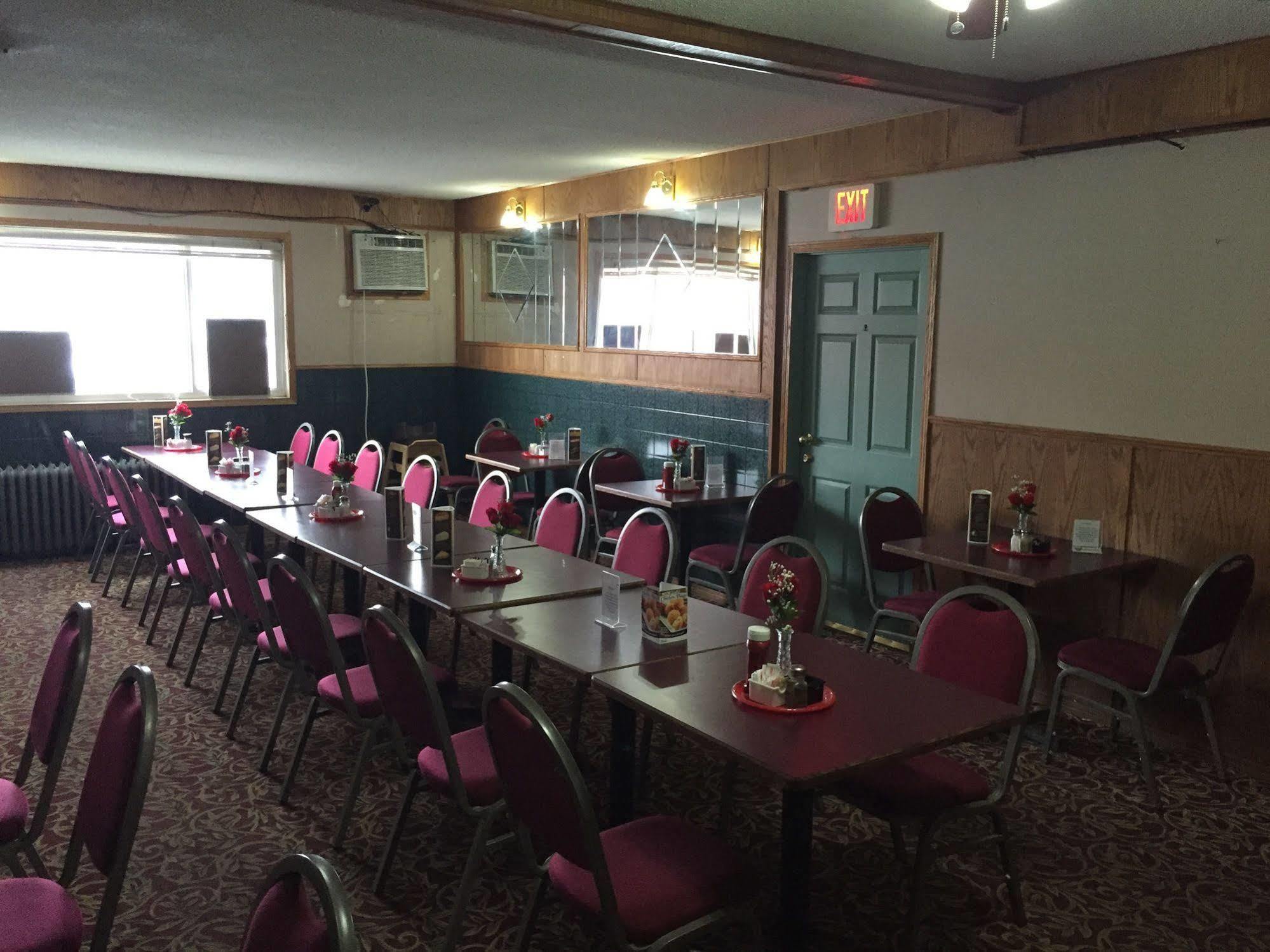Shaunavon King'S Hotel & Motel By Elevate Rooms מראה חיצוני תמונה